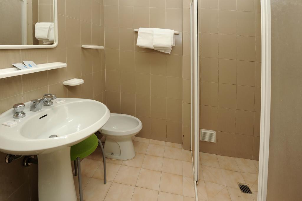 Hotel Marina مونتيكاتيني تيرمي المظهر الخارجي الصورة