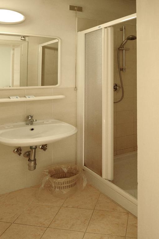 Hotel Marina مونتيكاتيني تيرمي المظهر الخارجي الصورة